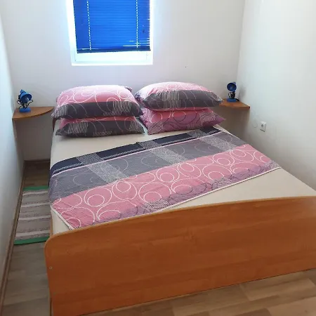 Appartamento Apartment In Vir/Insel Vir 7472
